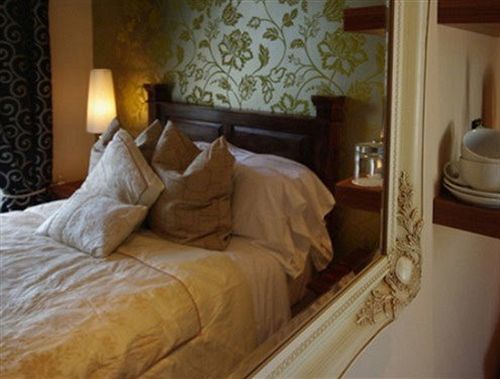 Hotel The Warwick Arms Chew Magna Exterior foto